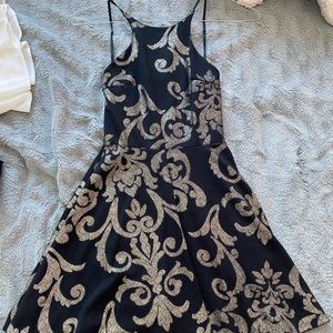 Elegant dress, gold and black